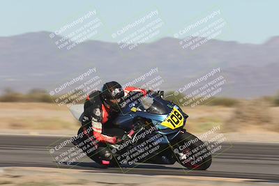 media/Nov-01-2025-CVMA (Sat) [[fc0f7531b8]]/Race 13-Femmewalla-Femmewalla UL/